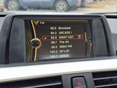 Used 2014 BMW 320i xDrive Sedan image 19