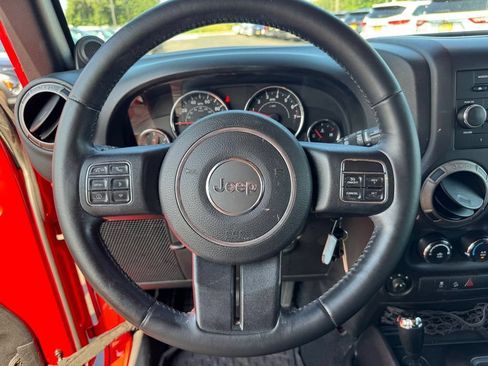 Used 2014 Jeep Wrangler Unlimited Sport w/ Quick Order Package 24S AWD/4WD image 20