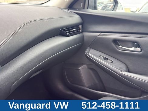 Used 2023 Nissan Sentra SV FWD image 16