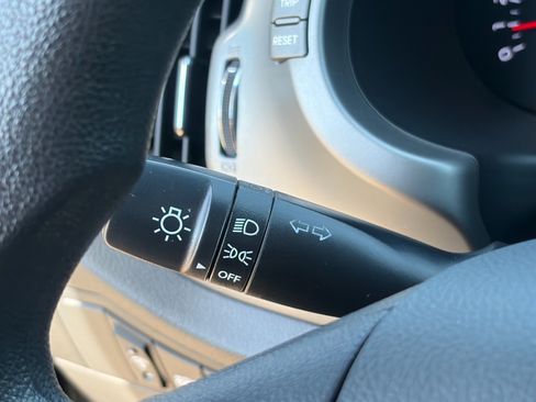 Used 2015 Kia Sportage LX FWD image 16