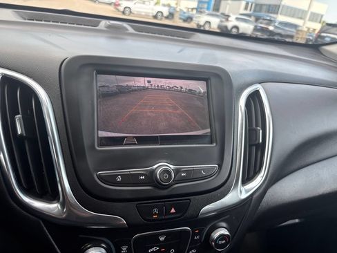 Used 2023 Chevrolet Equinox LT FWD image 23