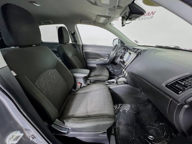 Used 2021 Mitsubishi Outlander Sport SE FWD image 38