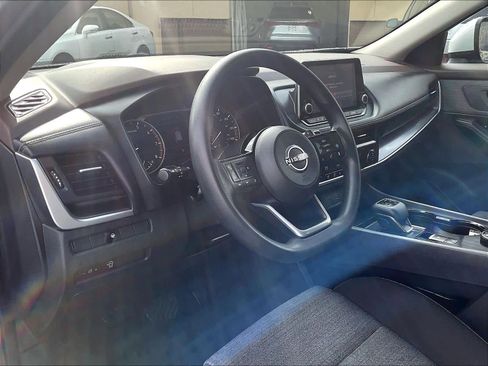 Certified 2023 Nissan Rogue SV image 8