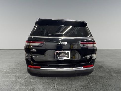 Used 2024 Jeep Grand Cherokee L Limited w/ Luxury Tech Group II image 23