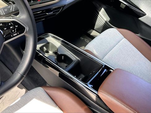 Certified 2023 Volkswagen ID.4 Pro RWD image 16
