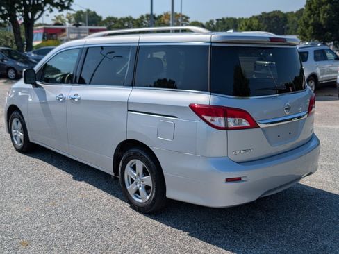 Used 2017 Nissan Quest SV FWD image 3