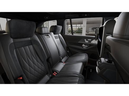 New 2026 Mercedes-Benz GLS 63 AMG 4MATIC image 5