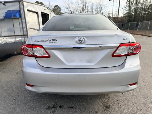 Used 2011 Toyota Corolla S image 7