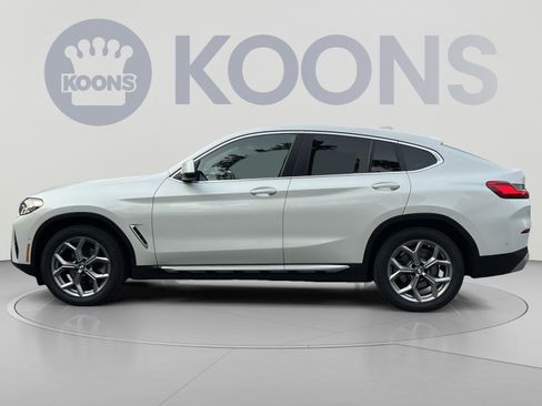Used 2023 BMW X4 xDrive30i w/ Parking Assistance Package AWD/4WD image 7