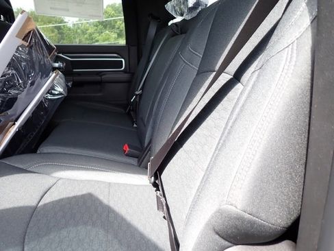 New 2025 RAM 2500 Big Horn w/ Safety Group image 13