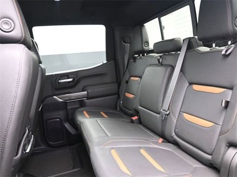 Used 2021 GMC Sierra 1500 AT4 w/ AT4 Preferred Package image 11