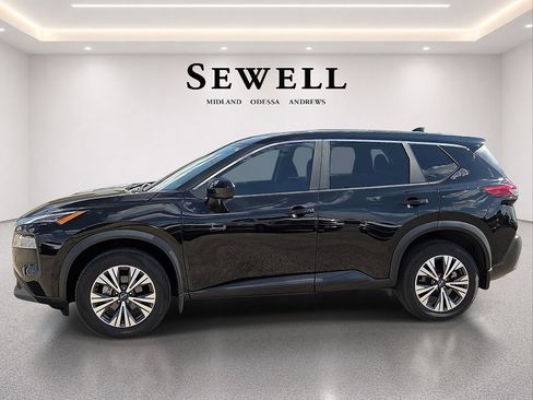 Used 2023 Nissan Rogue SV FWD image 2