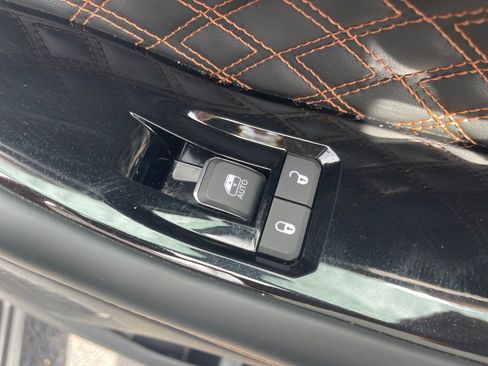 Used 2024 Jeep Grand Cherokee L Summit w/ Advanced Protech Group IV AWD/4WD image 19