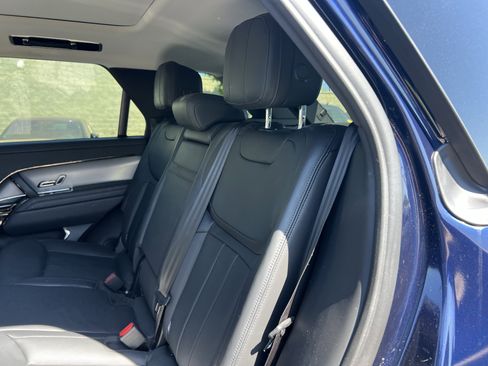 Used 2023 Land Rover Range Rover Sport SE AWD/4WD image 30