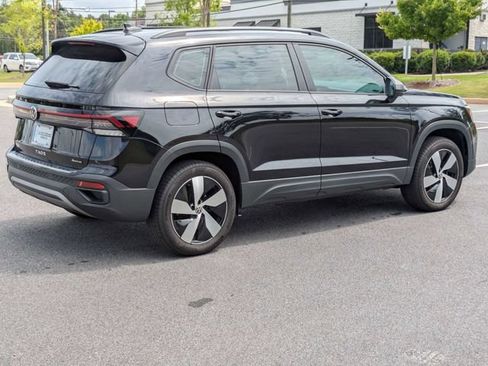 Used 2025 Volkswagen Taos S AWD/4WD image 5