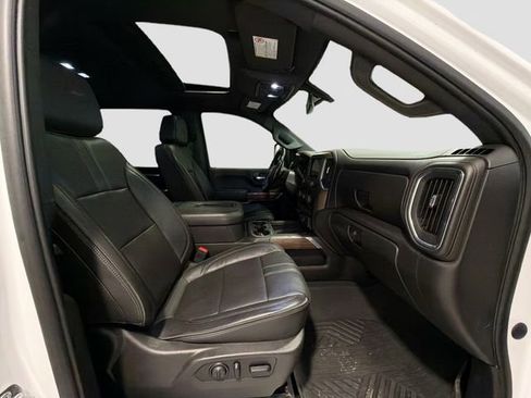 Used 2022 Chevrolet Silverado 3500 High Country image 25