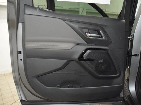 New 2026 Chevrolet Silverado EV Trail Boss w/ Premium Package image 39