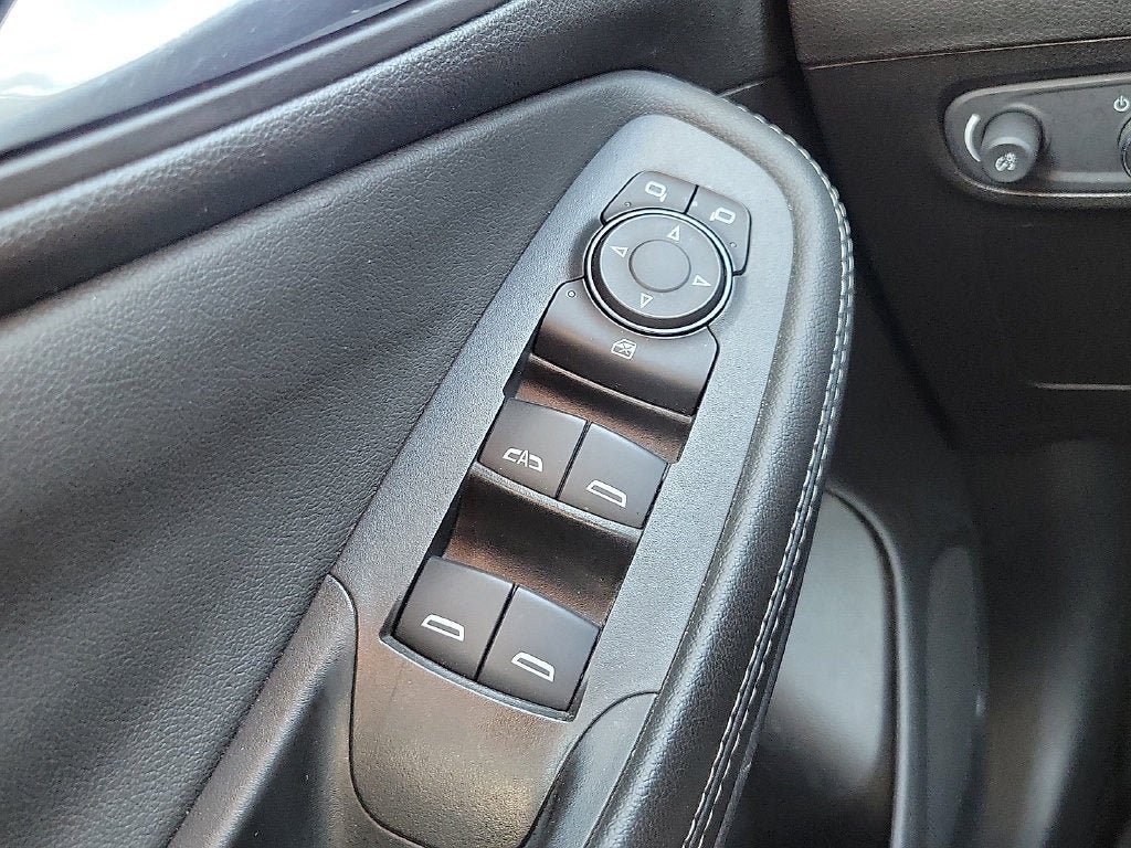 Used 2022 Buick Encore GX Select FWD image 13