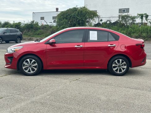 Used 2022 Kia Rio S w/ Technology Package FWD image 4