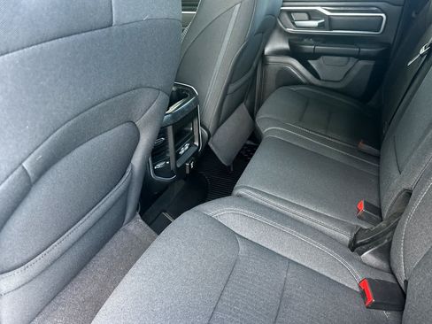 Used 2021 RAM 1500 Big Horn AWD/4WD image 4