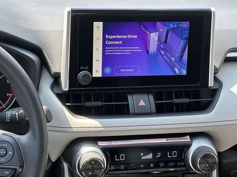 Used 2025 Toyota RAV4 XLE image 12