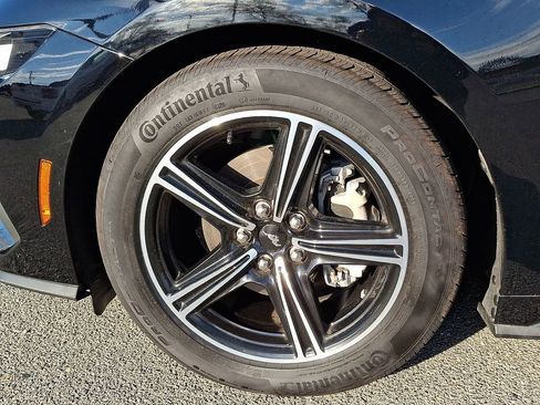 Used 2024 Ford Mustang Premium image 8