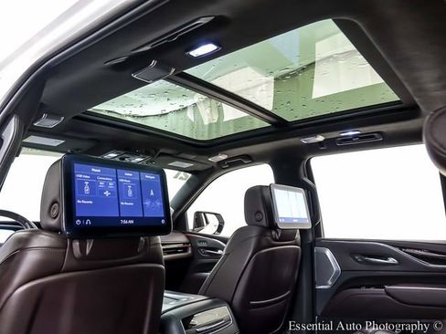 Certified 2021 Cadillac Escalade Sport Platinum w/ Heavy-Duty Trailer Package AWD/4WD image 14