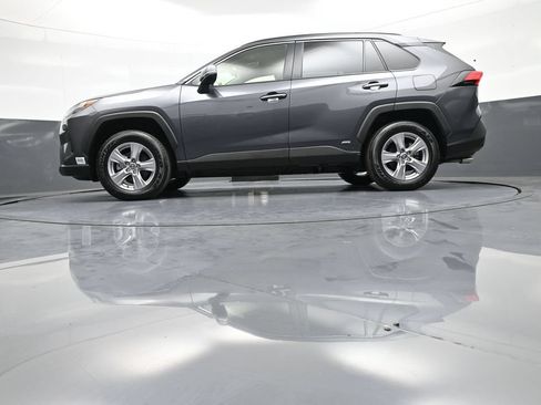 Used 2025 Toyota RAV4 XLE w/ Convenience Package AWD/4WD image 34