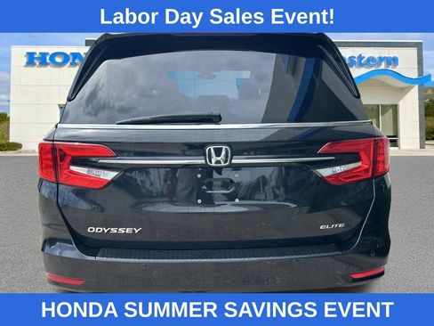 Used 2022 Honda Odyssey Elite image 8