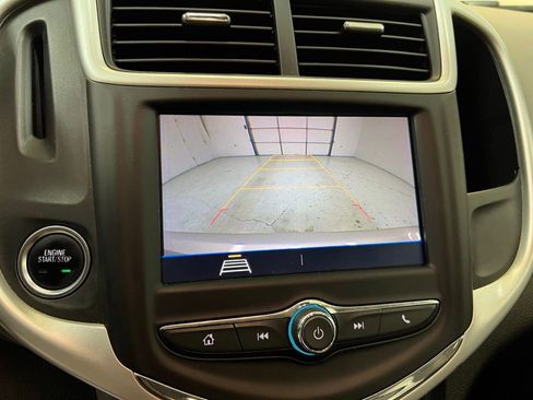 Used 2020 Chevrolet Sonic LT image 23