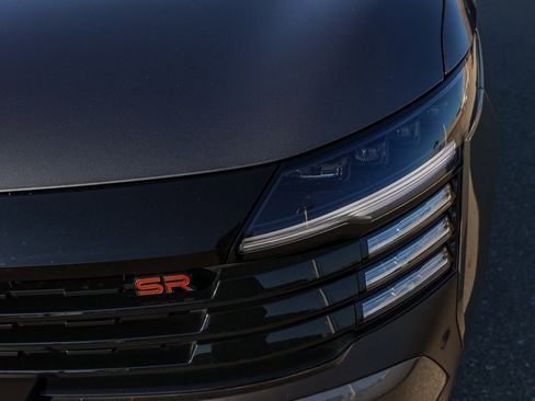 New 2026 Nissan Kicks SR image 10