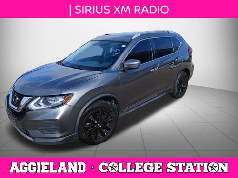 Used 2018 Nissan Rogue SV image 6