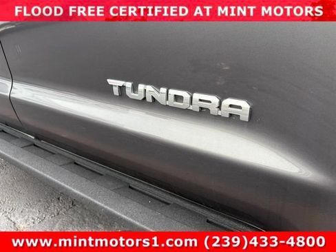 Used 2018 Toyota Tundra SR5 RWD image 28