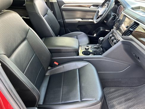 Used 2023 Volkswagen Atlas SE w/ Panoramic Sunroof Package AWD/4WD image 9