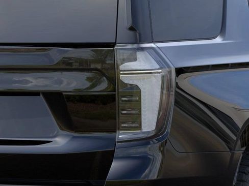 New 2026 Chevrolet Tahoe Z71 w/ Z71 Off-Road Package AWD/4WD image 11