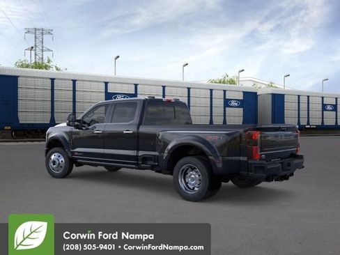 New 2026 Ford F450 Platinum w/ FX4 Off-Road Package AWD/4WD image 5