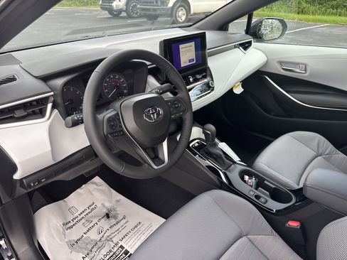 New 2025 Toyota Corolla SE image 15