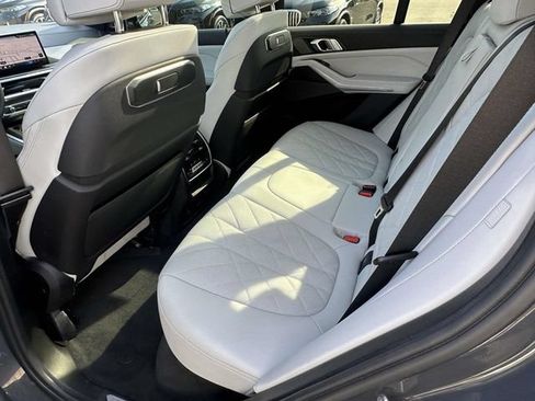 Used 2024 BMW X5 M60i w/ Climate Comfort Package AWD/4WD image 17