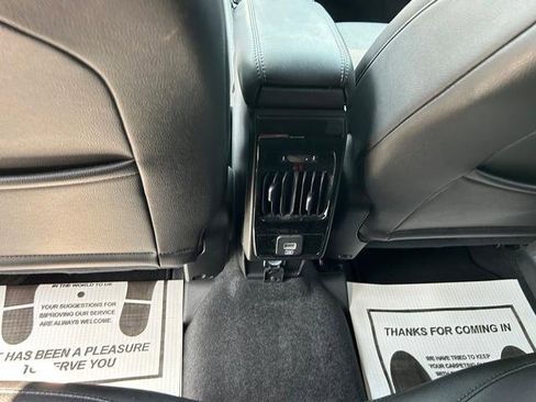 Used 2024 Jeep Compass Limited image 15