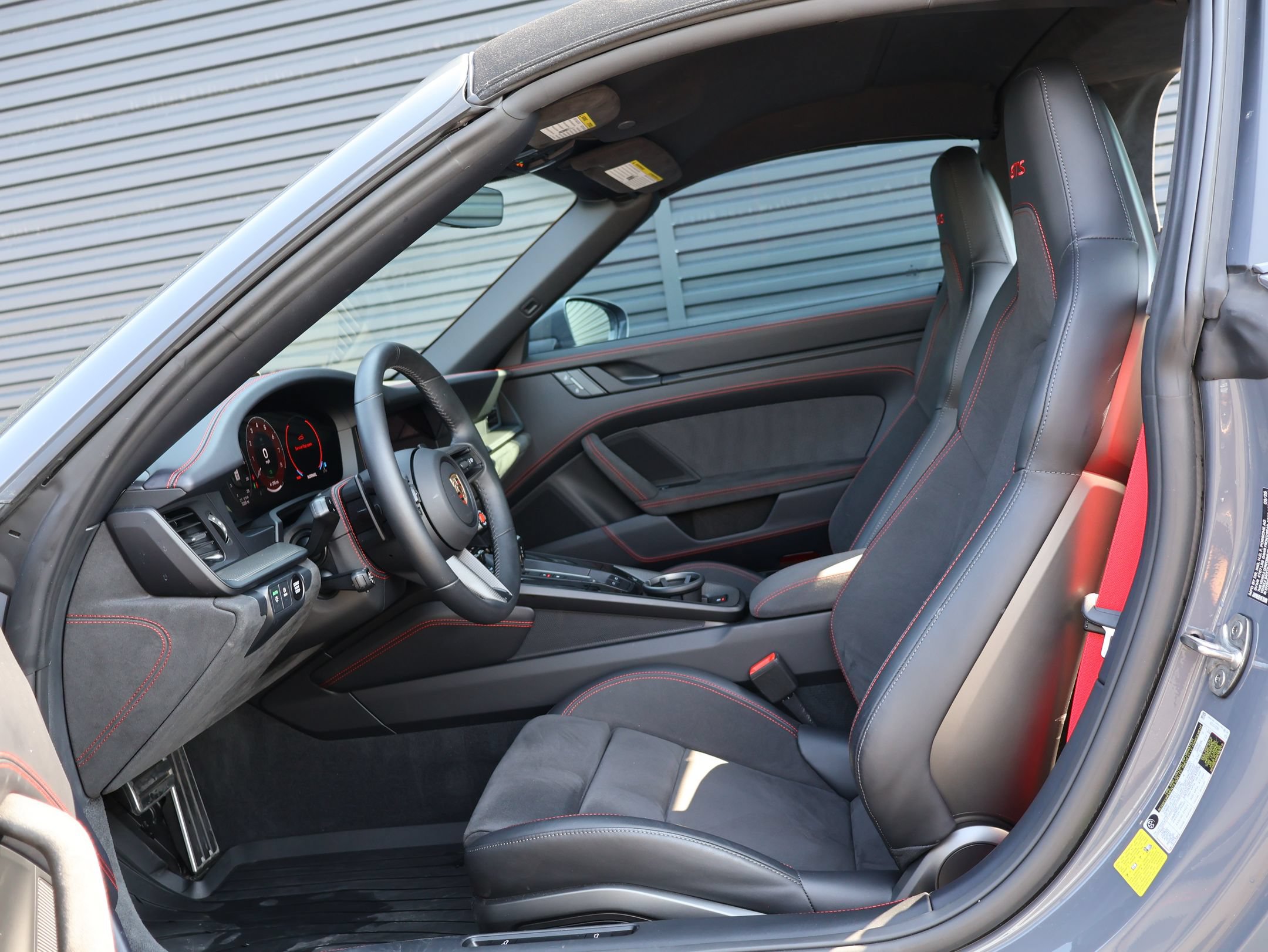 Certified 2025 Porsche 911 GT3 AWD/4WD image 5
