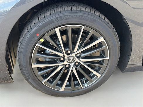 New 2025 Lexus ES 350 w/ Premium Package image 41