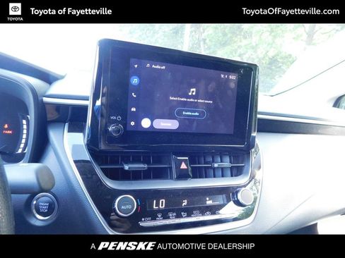 Used 2026 Toyota Corolla LE w/ LE Premium Package FWD image 9
