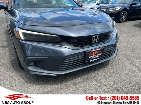 Used 2023 Honda Civic Sport Touring image 2
