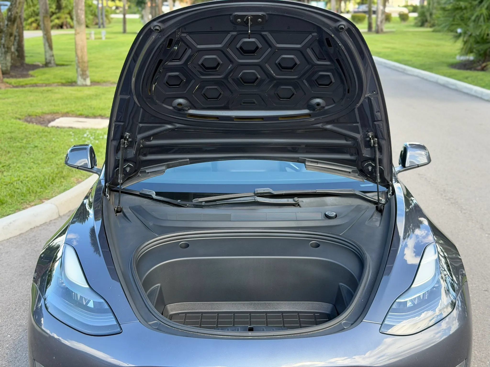 Used 2021 Tesla Model 3 Long Range AWD/4WD image 25