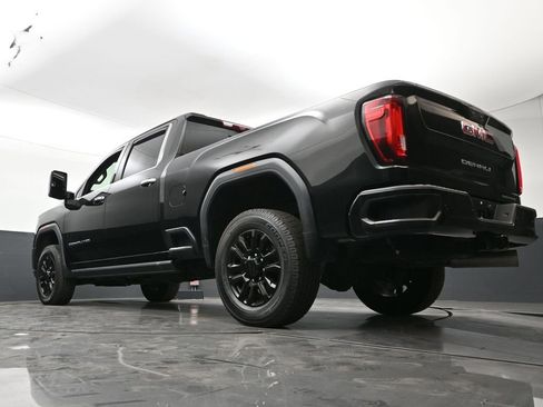 Used 2023 GMC Sierra 2500 Denali w/ Denali Black Diamond Edition AWD/4WD image 25