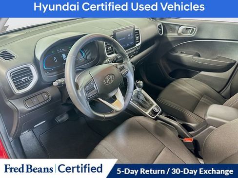 Certified 2023 Hyundai Venue SEL image 15
