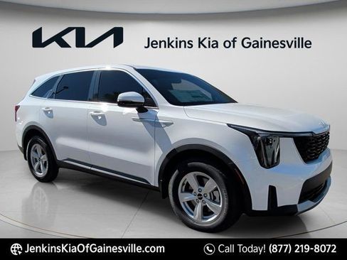 New 2026 Kia Sorento LX FWD image 12