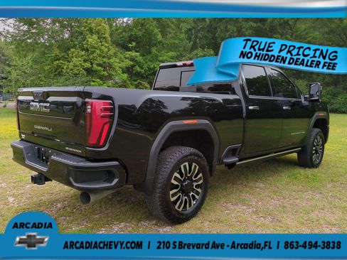 Used 2024 GMC Sierra 2500 Denali Ultimate AWD/4WD image 4