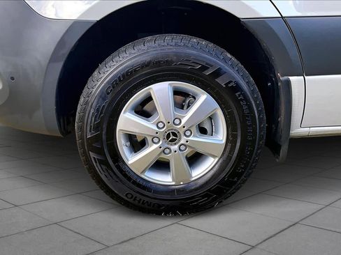 Used 2024 Mercedes-Benz Sprinter 2500 image 11