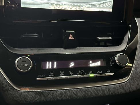 Used 2023 Toyota Corolla LE FWD image 24